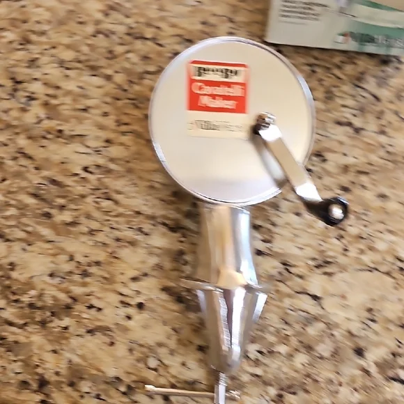 Vintage  VillaWare Cavatelli Maker Dumplings Gnocchi Beebo 5300 original box - Picture 6 of 16